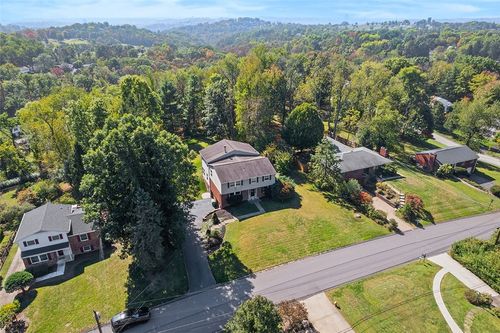 504 Glengary Dr, Pittsburgh, PA, 15215-1106 | Card Image