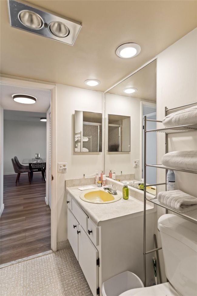 APT-403 - 3000 N Palm Aire Dr, Condo with 2 bedrooms, 2 bathrooms and null parking in Pompano Beach FL | Image 34