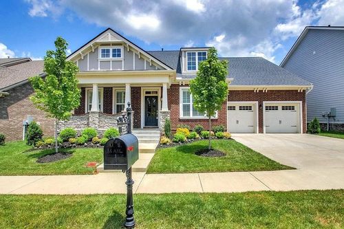 725 Newcomb St, Franklin, TN, 37064-1602 | Card Image