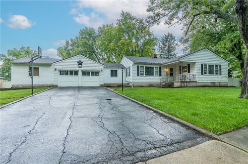 310 Wolf Ave, Englewood, OH, 45322-1639 | Card Image