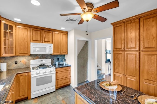 8 Delmar Ave, House other with 2 bedrooms, 1 bathrooms and null parking in Cresskill NJ | Image 14