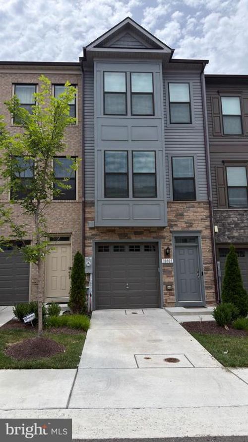 10305 Vista Sola Way, LANHAM, MD, 20706-2968 | Card Image