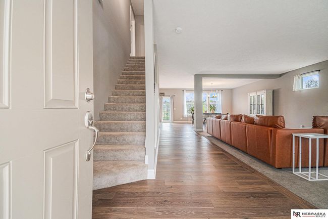 18514 Olive Cir, House other with 4 bedrooms, 4 bathrooms and 3 parking in Omaha NE | Image 5