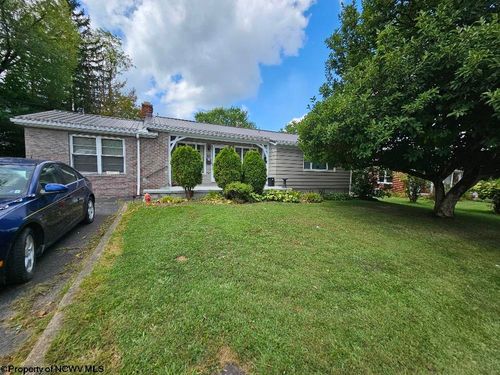 607 S Pike St, Shinnston, WV, 26431-1042 | Card Image