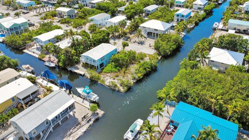 27305 Guadaloupe Ln, Ramrod Key, FL, 33042-5414 | Card Image