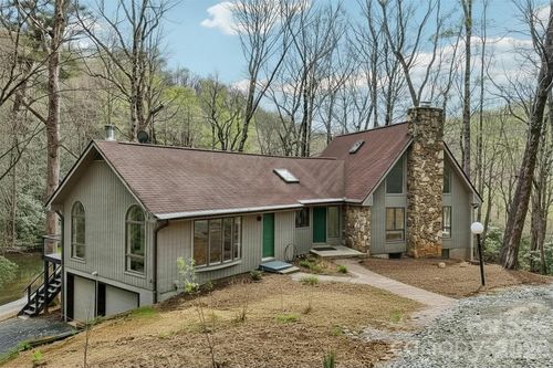 1115 Kilpatrick Rd, Hendersonville, NC, 28739-9734 | Card Image