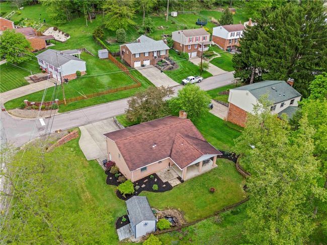 6001 Dashwood Dr, House other with 3 bedrooms, 3 bathrooms and 2 parking in Bethel Park PA | Image 36