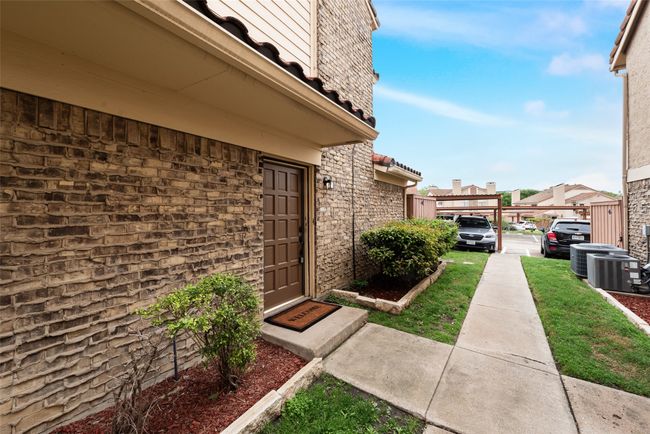 4325 Madera Rd, Condo with 2 bedrooms, 2 bathrooms and null parking in Irving TX | Image 34