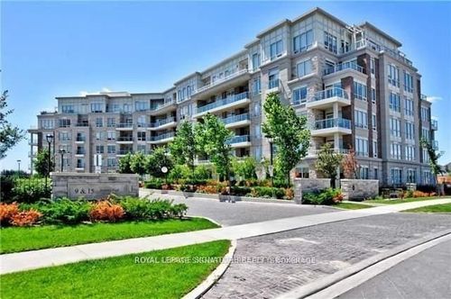 215-9 Stollery Pond Cres, Markham, ON, L6C0Y1 | Card Image