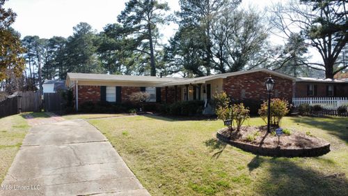 1006 Arlington St, Clinton, MS, 39056-3806 | Card Image