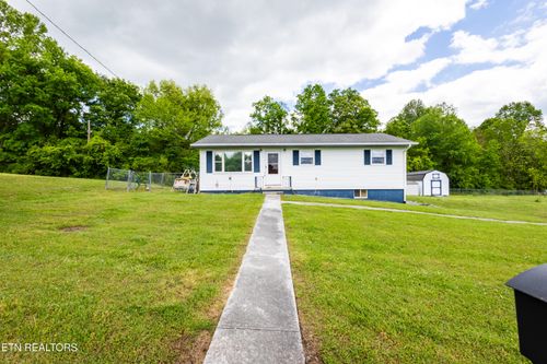 172 W Hills Rd, Rutledge, TN, 37861-3215 | Card Image