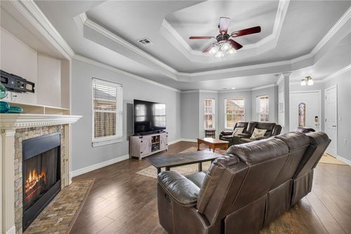 1011 W Green Acres Place, Rogers, AR, 72758 | Card Image