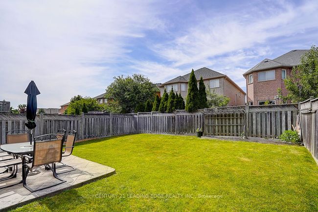 96 Tuscana Blvd, House other with 4 bedrooms, 3 bathrooms and 4 parking in Concord ON | Image 7