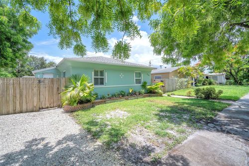 3-261 Sw 15th St, Dania Beach, FL, 33004-4363 | Card Image