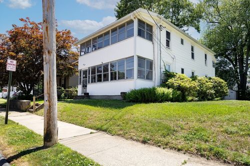 43 Ferry St, Chicopee, MA, 01013-2321 | Card Image
