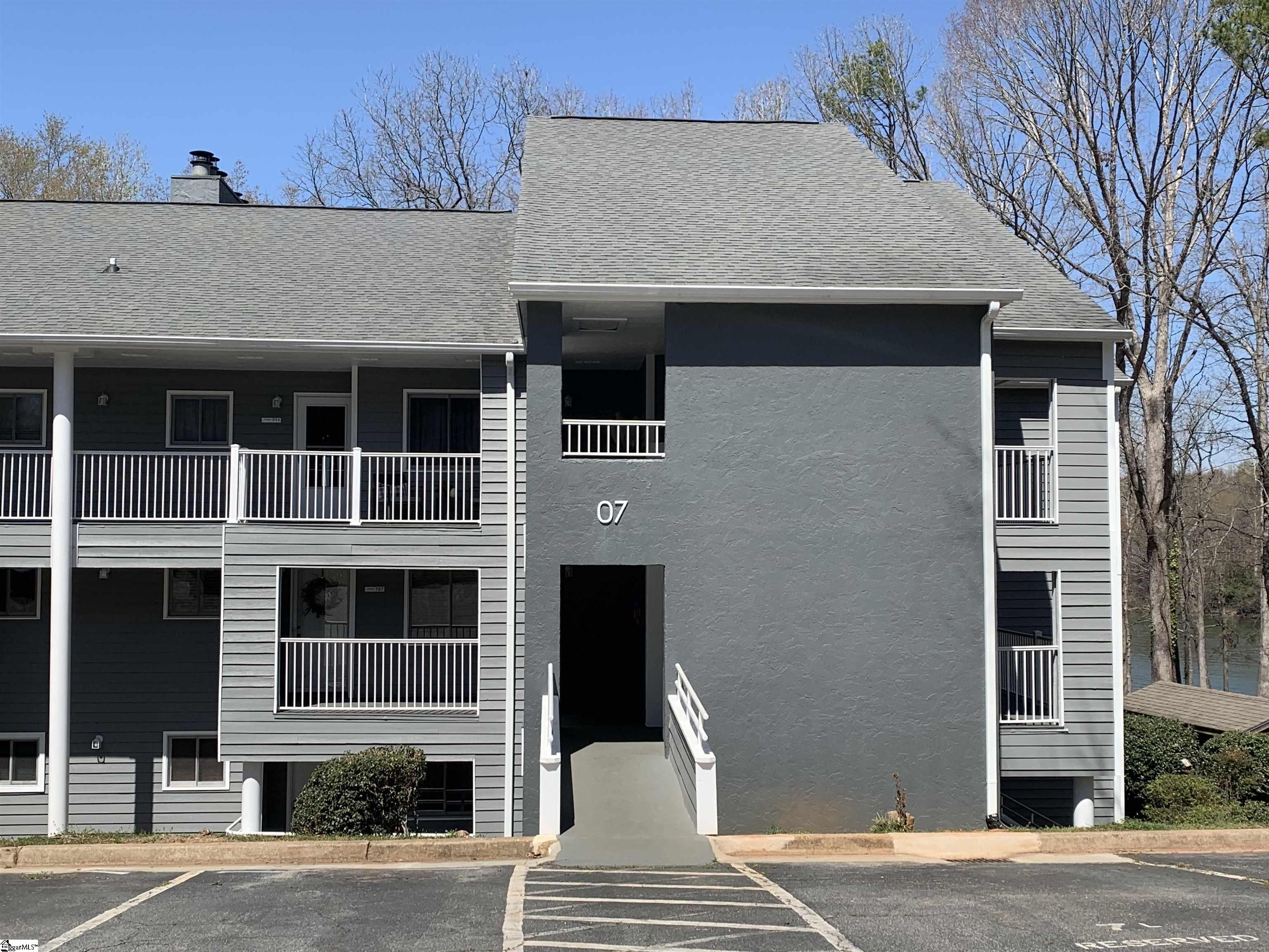 Northlake Dr, Anderson, SC 29625