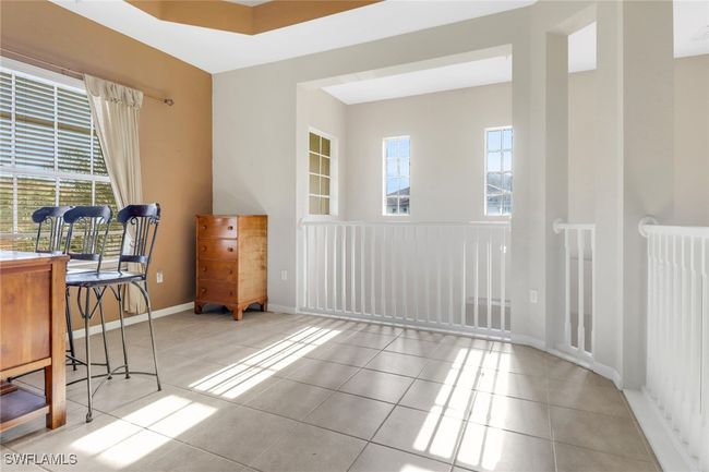 APT-202 - 17498 Old Harmony Dr, Condo with 3 bedrooms, 2 bathrooms and null parking in FORT MYERS FL | Image 5