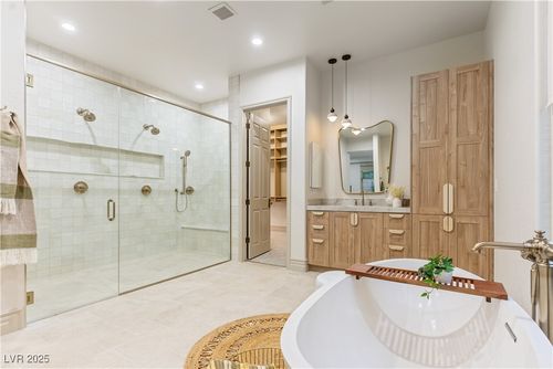 42 Carolina Cherry Dr, Las Vegas, NV, 89141-6092 | Card Image