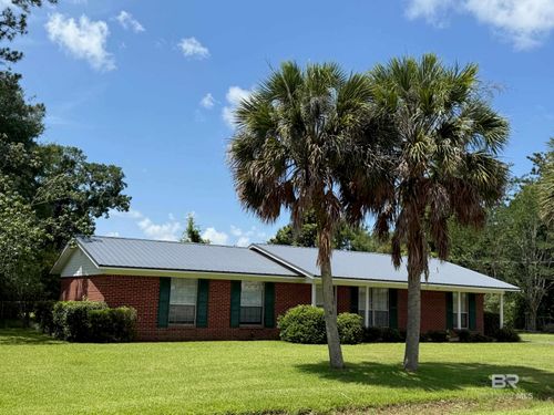 215 W Palm Ave, Foley, AL, 36535-2241 | Card Image