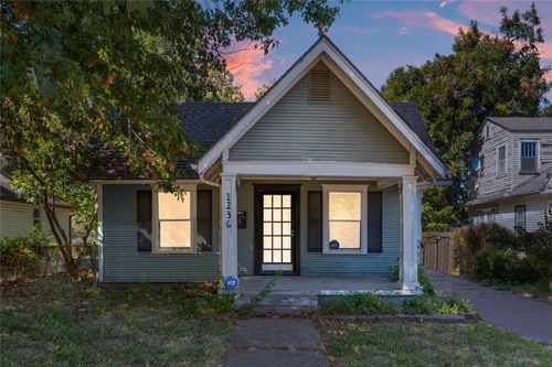 1236 S Columbia Pl, Tulsa, OK, 74104-4329 | Card Image