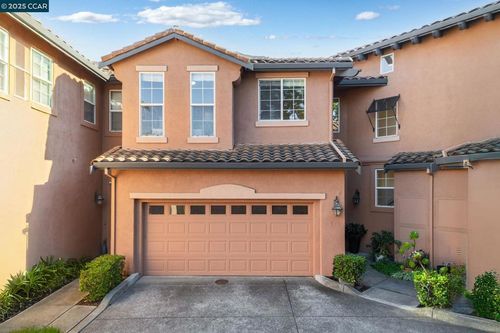 8417 Benavente Ct, Vallejo, CA, 94591-8566 | Card Image