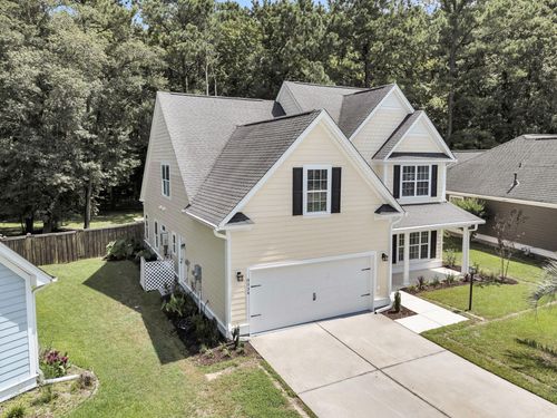 8534 Sentry Cir, North Charleston, SC, 29420-8349 | Card Image