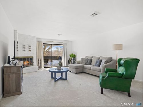 192-192 Gillies Ln, Norwalk, CT, 06854-1022 | Card Image