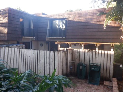 211 2nd Ln, Palm Beach Gardens, FL, 33418-3546 | Card Image