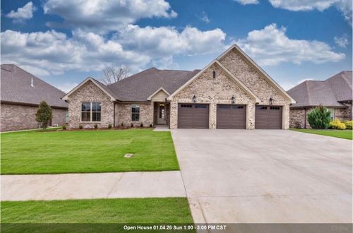 304 Magnolia Dr, Muscle Shoals, AL, 35661-4846 | Card Image