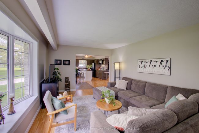 7434 Wellington Road 10, House other with 3 bedrooms, 2 bathrooms and 10 parking in Moorefield ON | Image 8