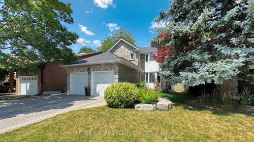 23 Eleanor Cir, Richmond Hill, ON, L4C6K6 | Card Image