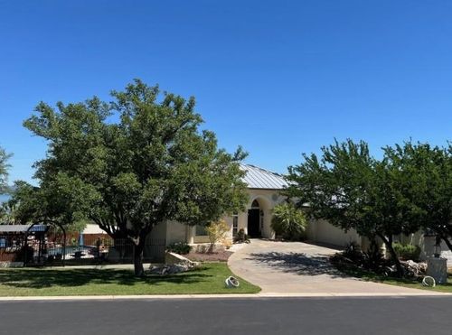 303 Left Ln, Horseshoe Bay, TX, 78657-5649 | Card Image
