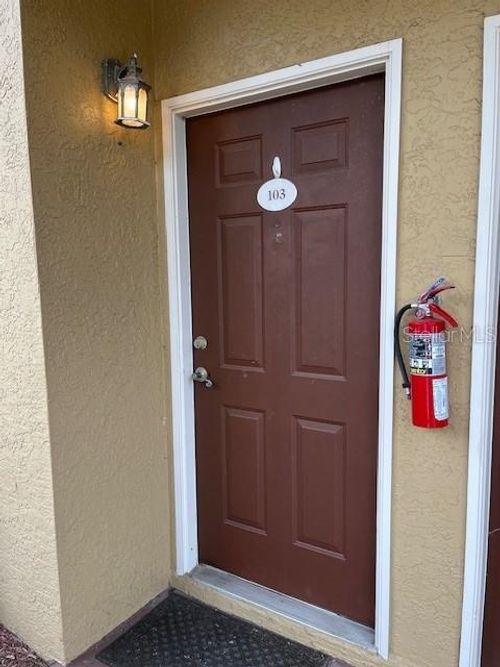 apt-103-10196 Sailwinds Blvd S, LARGO, FL, 33773-2379 | Card Image