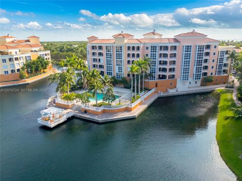 ph-1-737 Crandon Blvd, Key Biscayne, FL, 33149-2528 | Card Image