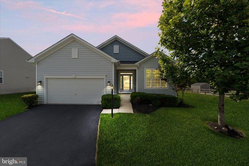 7366 Trundle Ct, Warrenton, VA, 20187-4109 | Card Image