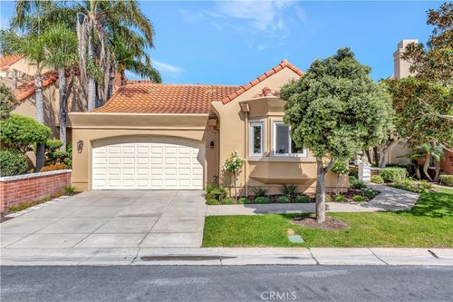 6235 Greenbrier Dr, Huntington Beach, CA, 92648 | Card Image