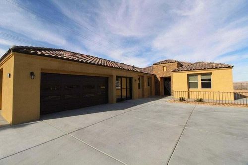56920 Hidden Gold Ct, Yucca Valley, CA, 92284-4103 | Card Image