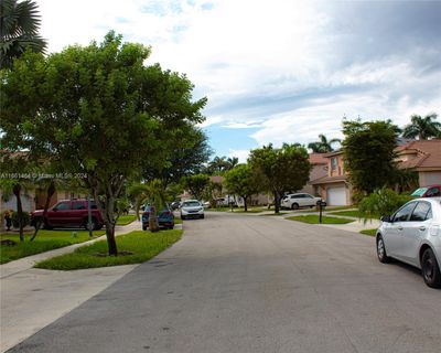 13096 Sw 49th Ct, House other with 4 bedrooms, 3 bathrooms and null parking in Miramar FL | Image 2