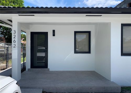 0-3260 Sw 23rd Ter, Miami, FL, 33145-3126 | Card Image