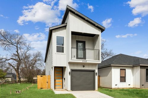 3703 York St, Dallas, TX, 75210-2735 | Card Image