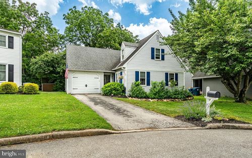 210 Wren Ct, Downingtown, PA, 19335-3371 | Card Image