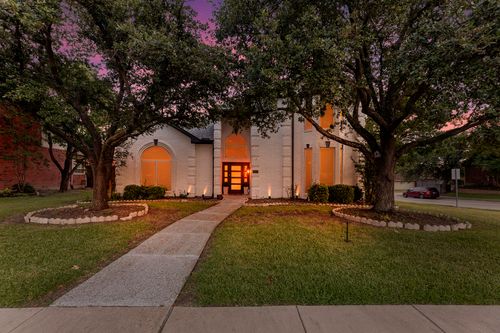 2100 Rheims Dr, Carrollton, TX, 75006-4328 | Card Image
