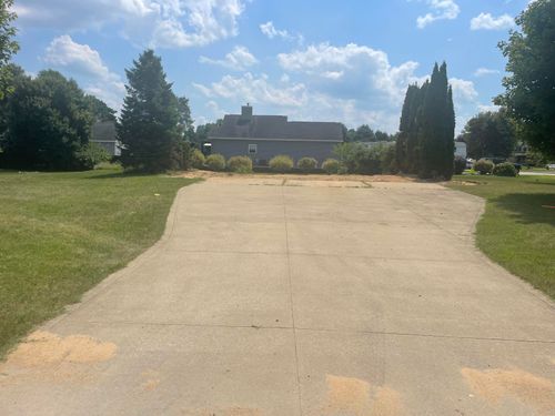 64425 Windrose Way, Lawton, MI, 49065-9215 | Card Image