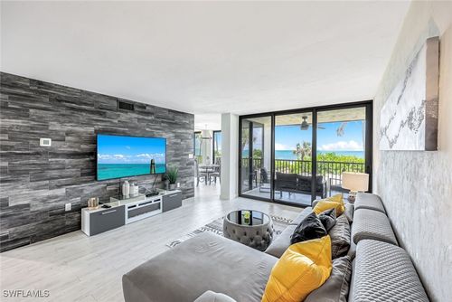 apt-112-10475 Gulf Shore Dr, NAPLES, FL, 34108-2034 | Card Image