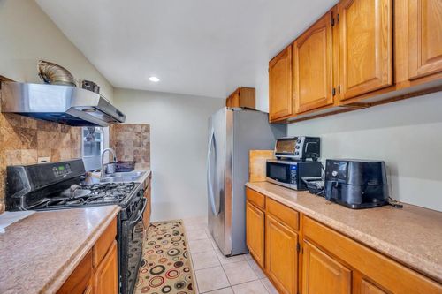 80 268th St, Glen Oaks, NY, 11004-1544 | Card Image