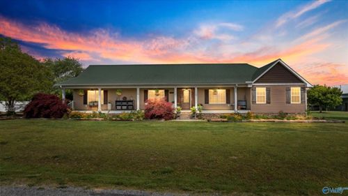 263 County Road 384, Crossville, AL, 35962-3882 | Card Image