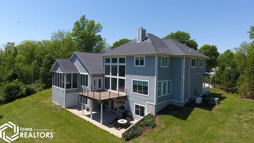 5007 Ferres Ln, Burlington, IA, 52601-9033 | Card Image