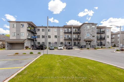 204-377 Solstice Cres, Embrun, ON, K0A1W1 | Card Image