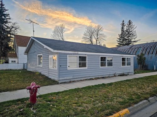 500 Fergus Ave, Henning, MN, 56551-4035 | Card Image