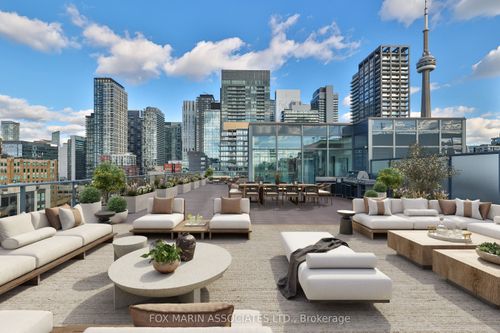 ph-02-478 King St W, Toronto, ON, M5V0A8 | Card Image